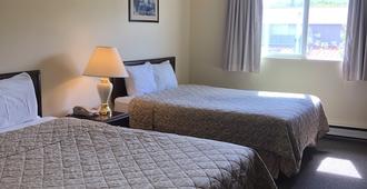 Glacier Hotel - Valdez - Bedroom