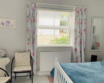 Carol's Cottage (Studio Apt) - Wild Atlantic Way - Kilcar - Comedor