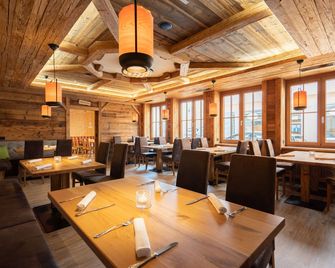 Hotel Adler - Paulas Alb - Ehingen - Restaurante