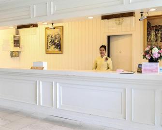 Ambassador City Jomtien Pattaya - Garden Wing - Ban Klongnamchai - Front desk