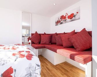 Host & Stay - Wilson Studio - Woodingdean - Living room