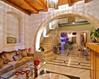 Bellagio Luxury Boutique Hotel - Rethymno - Living room
