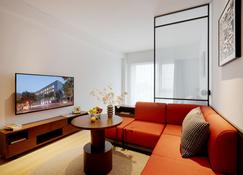 base-Wangfujing Serviced Apartment - Beijing - Living room