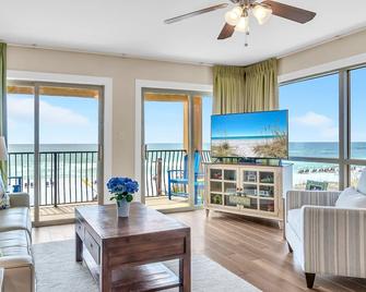 Coral Reef Club by Panhandle Getaways - Destin
