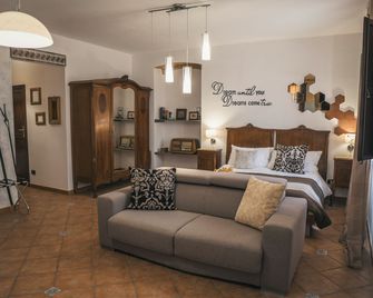 Villa La Lumia B&B Suites & Apartments - אגריג'נטו - חדר שינה