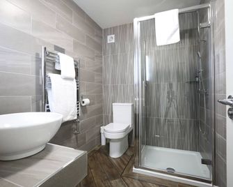 The Craven Heifer Inn - Barnoldswick - Baño