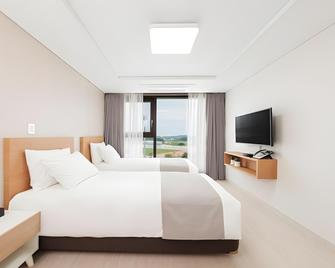 Centum Mark Hotel Yang Yang - Yangyang - Schlafzimmer