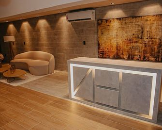 Urban 750 by Day by Day - João Pessoa - Front desk