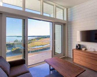 Quarterdeck Beachside Villas & Lofts - Liverpool - Huiskamer