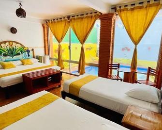 هوتل كاسا دي لا بالما بد آند بريكفاست - إكستابا زيواتانيجو - غرفة نوم