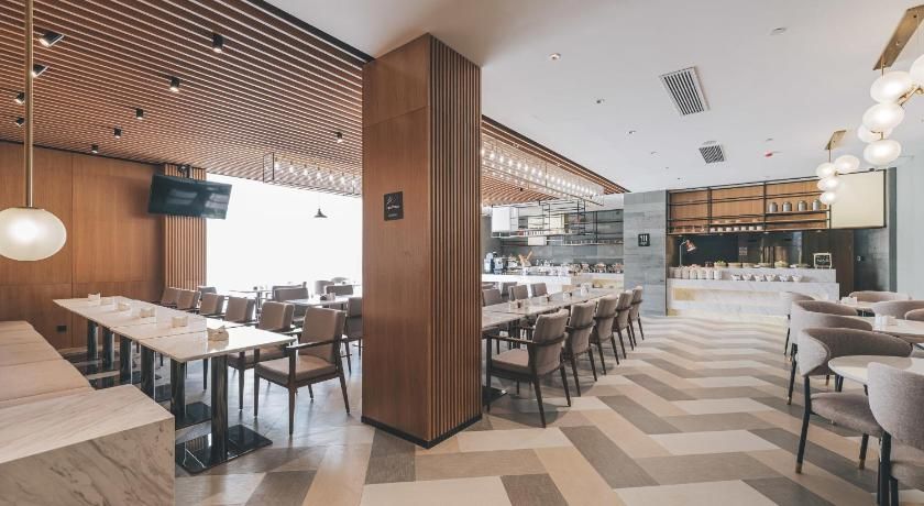 Atour Hotel Ningbo Jishi Harbor Outlets