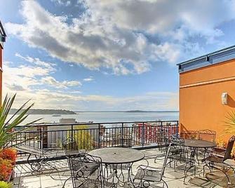 Elegant Home in the Heart of Downtown Seattle! - Seattle - Balcón