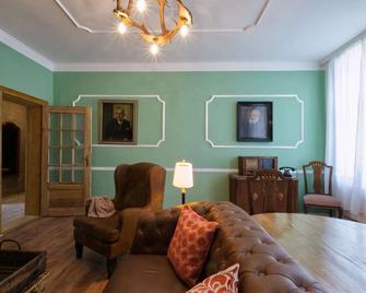 Ferienwohnung Herrenzimmer mit Kamin und Terrasse - Annaberg-Buchholz - Bedroom