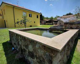 To Maquia Do Pousavedra - Sober - Piscina