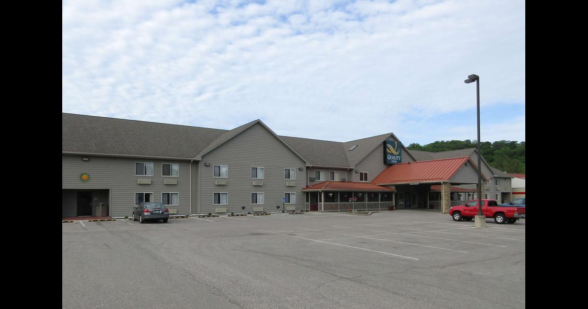 Quality Inn Nashville Bloomington 132 1 4 3 Nashville Hotel Deals Reviews Kayak