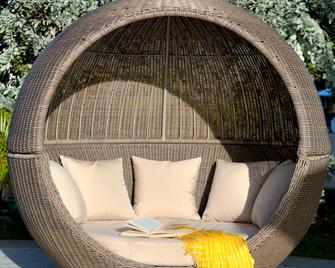 The Rockley by Ocean Hotels - Breakfast Included - Rockley - Patio