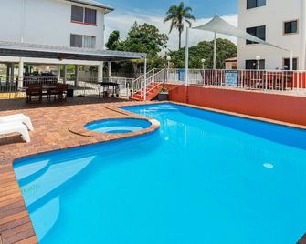 Sunshine Beach Resort - Miami - Pool