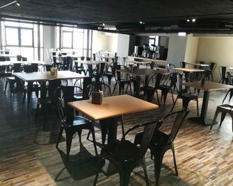 Tapeng Bay Holiday Hotel - Donggang Township - Restaurante