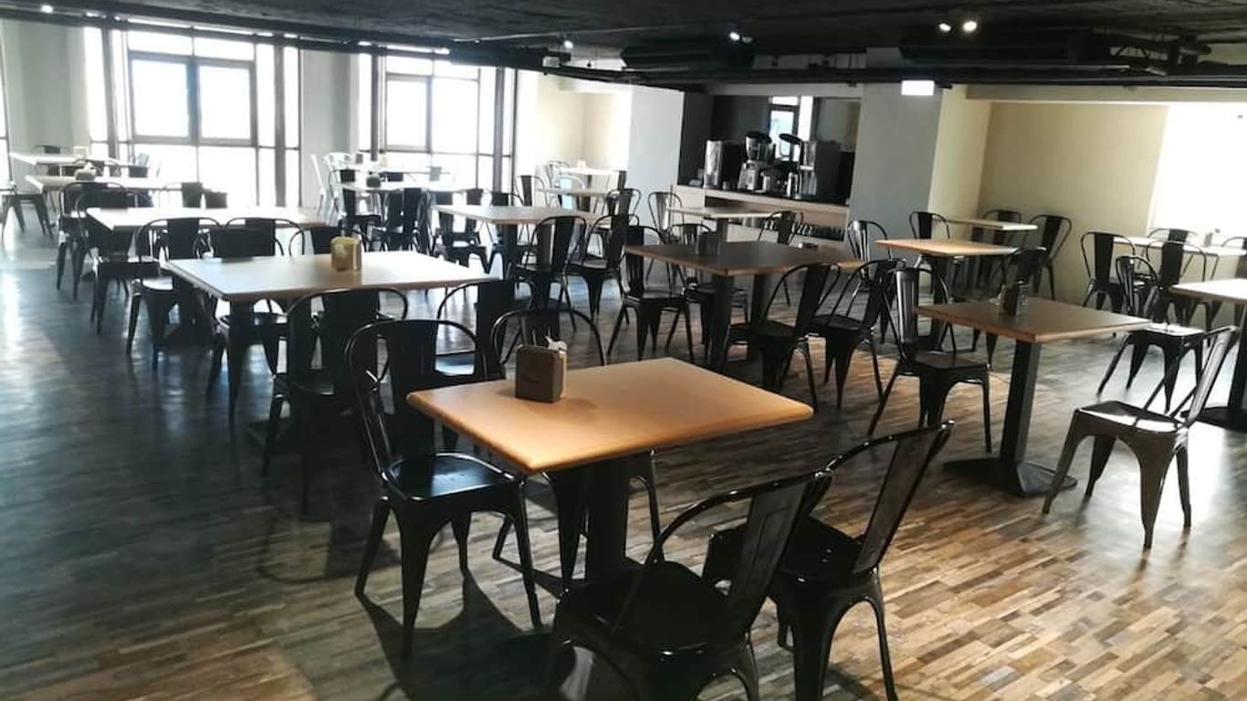 Tapeng Bay Holiday Hotel