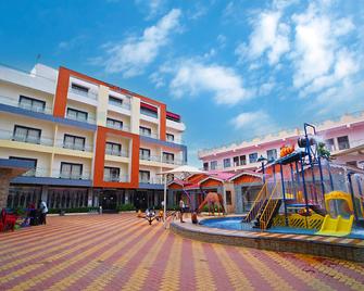 The Rath Inns - Mandarmani - Pool