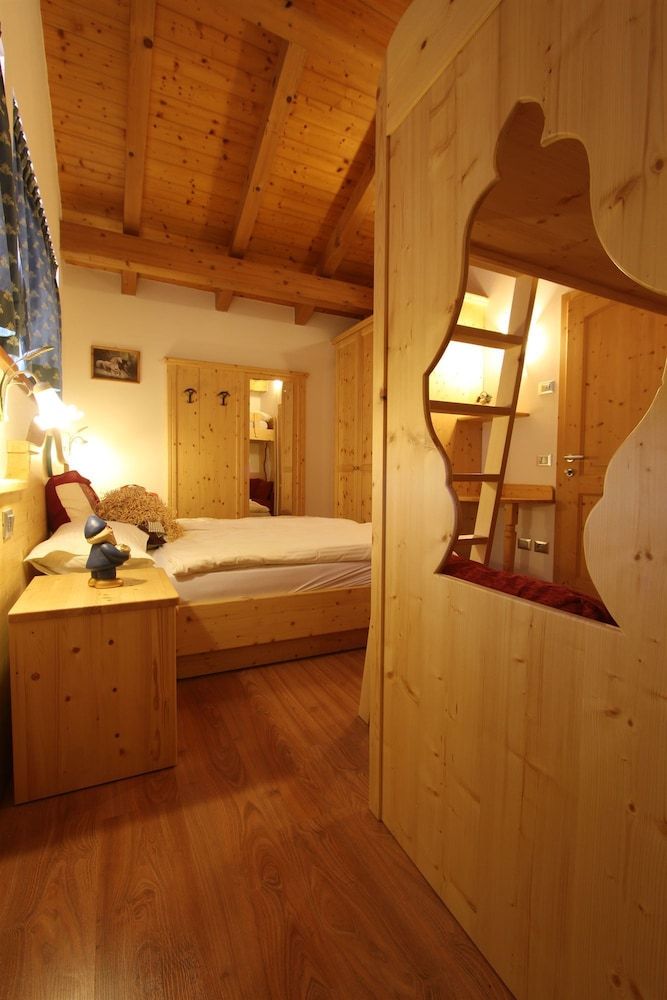 Affittacamere Corradini - Castello di fiemme - Bedroom