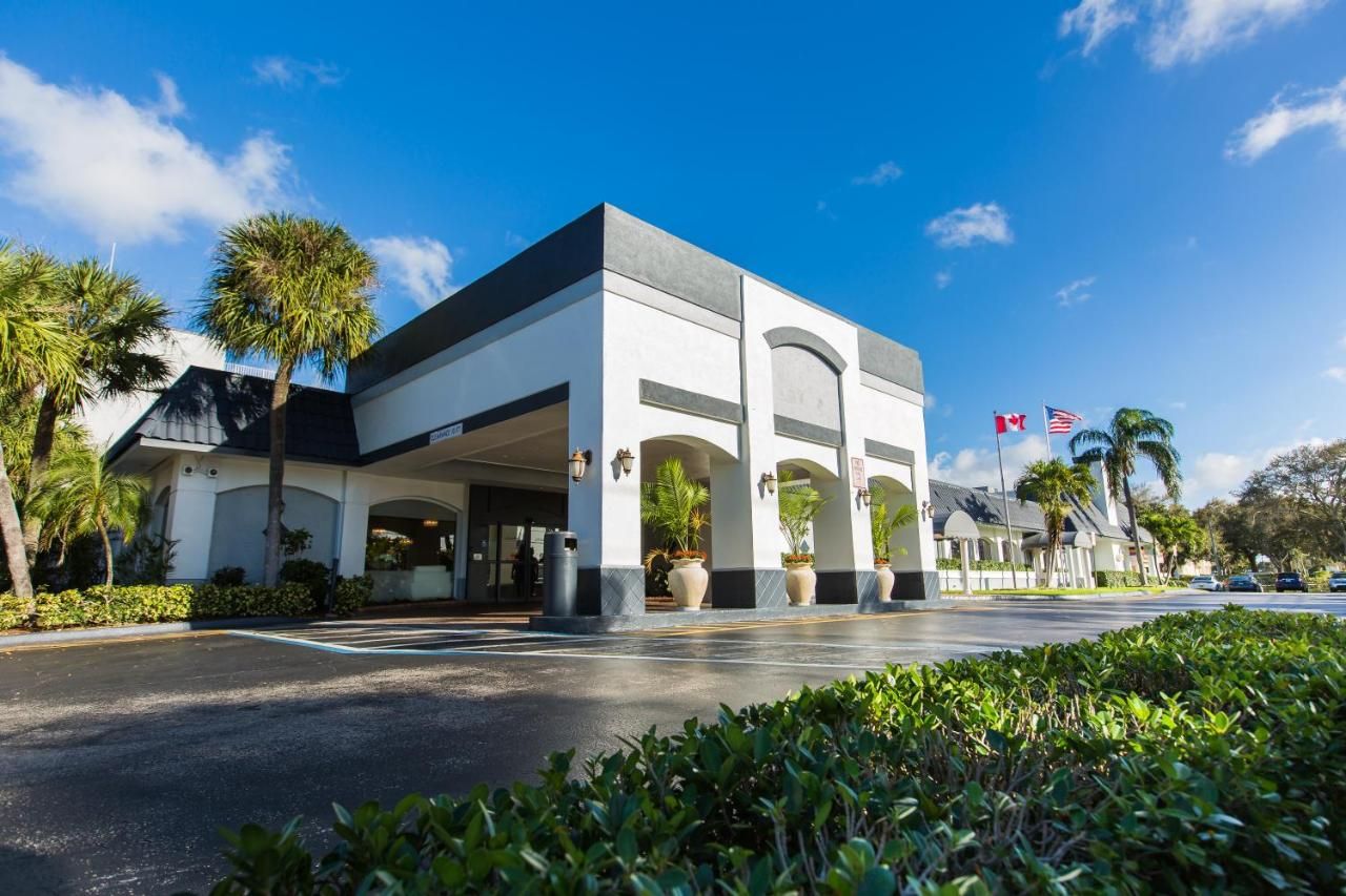 Plaza Hotel Fort Lauderdale thumbnail 2