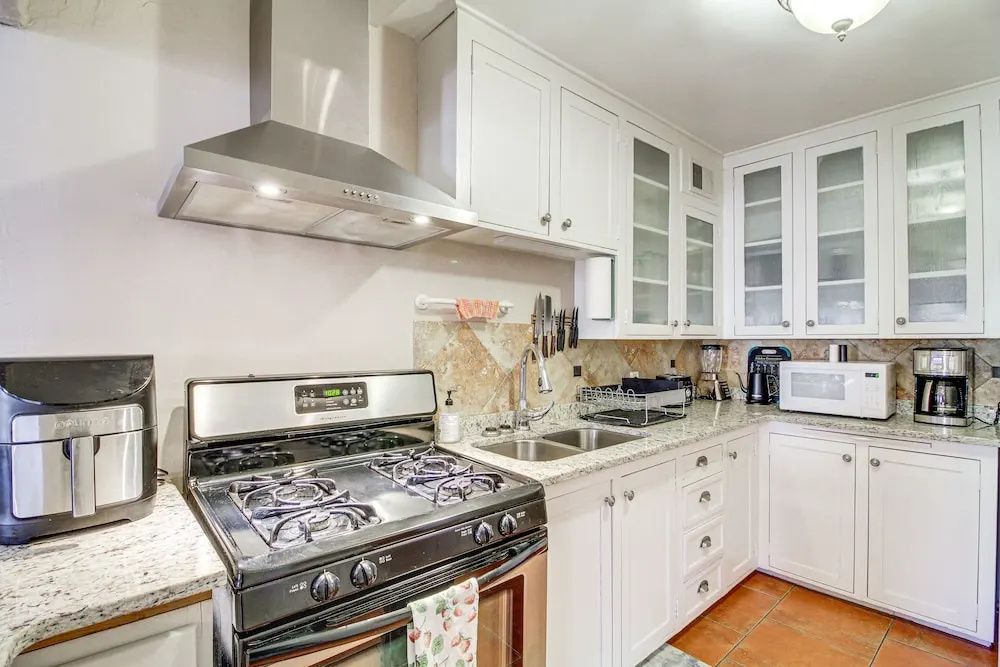 Dog-Friendly Albuquerque Home: 1 Mi to U of NM! - 앨버커키 - 주방