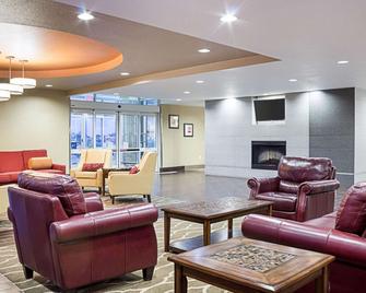 Comfort Suites Minot South - מינוט - לובי