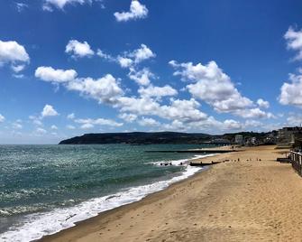 Island Time - Sandown - Beach