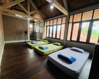 Saka Homestay Boutique & Cafe - Borobudur