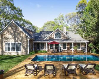 Amazing Hampton's Styled Getaway - Water Mill - Pool