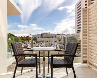 Park Regis City Quays - Cairns - Balcony