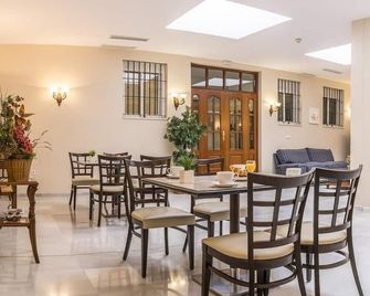 Hotel Gran Avenida - Coria del Río - Restaurante