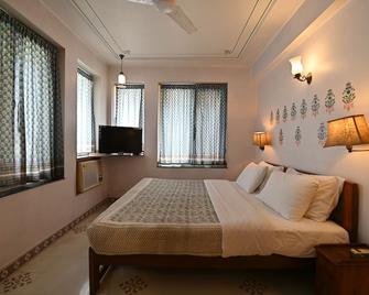 Om Niwas Suite Hotel - Jaipur - Bedroom