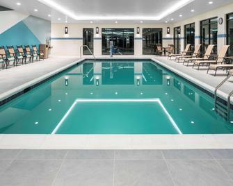 Hyatt House Allentown / Lehigh Valley - Allentown - Piscina