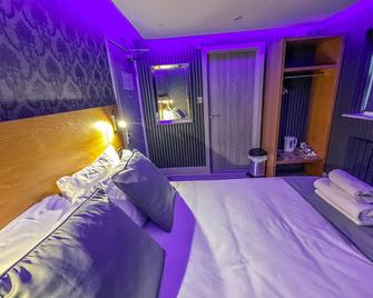 Quayside Hotel & Bar - Boston - Bedroom