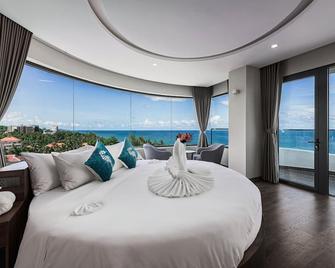 Sunset Beach Resort & Spa - Phu Quoc - Bedroom