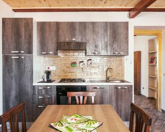 Roman Ruins - Elegant Apartment - Olbia - Keuken