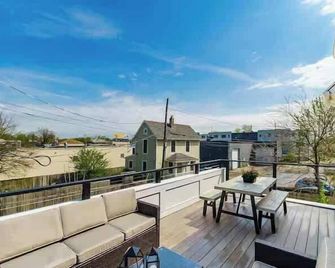 Garage Parking - Convention - Short North - Columbus - Balcón