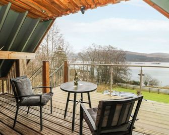 The Apartment - Fort William - Balcony