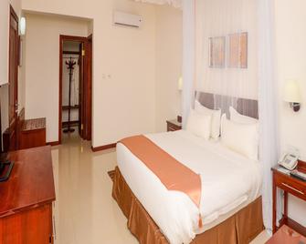 Raphael's Hotel - Pemba - Bedroom