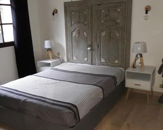 Campagno chambre d hote - Mougins
