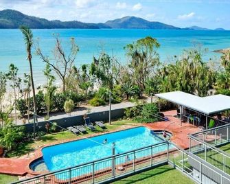 Hibiscus Apartments On Hamilton Island By Hiha - جزيرة هاميلتون - حوض السباحة
