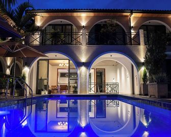 Bisabo Suites Apartment Ltd - Kigali - Pool