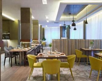 Hotel Vyatka - Kirov - Restaurant