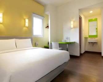 Amaris Hotel Mangga Besar - ג'קרטה - חדר שינה