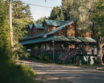 Mactaverne - Val-David - Building