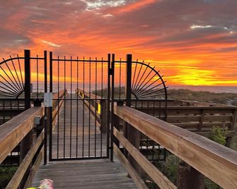 St. Augustine Ocean & Racquet Resort - Saint Augustine