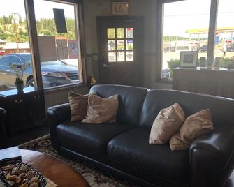 Timber Lodge Inn - Cle Elum - Area lounge