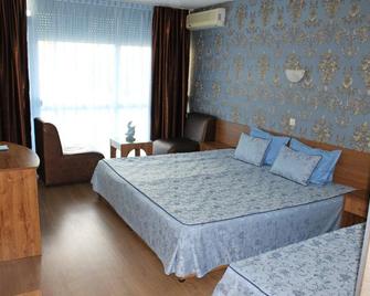 Hotel Eden - Sveti Vlas - Schlafzimmer